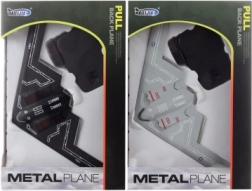 Avion metalic cu baterii și mecanism de retragere