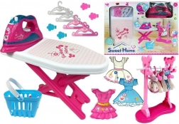 Set roz pentru călcat cu masă și umerașe