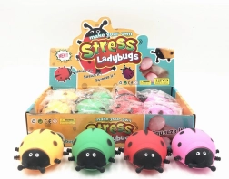 buburuză hazlie în culori diferite