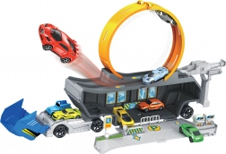 Autocamion cu pistă de lansare și 3 mașinuțe