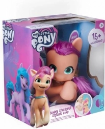 Cap de coafare Sunny Starscout cu accesoriile My Little Pony de la Hasbro