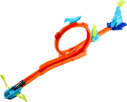 Pistă Hot Wheels pentru cascadorii cu obstacole