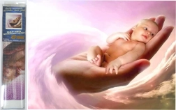 Pictură cu diamante – copil în palmă 30 × 40 cm