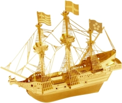 Model 3D metalic al navei GOLDEN HIND – ediție aurie