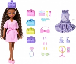 Barbie Dream Besties Brooklyn – păpușă de coafat cu accesorii de salon