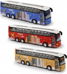 Autobuz metalic de lungă distanță cu mers liber