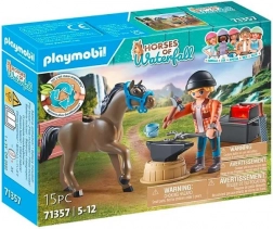 Playmobil Ranch-ul la Cascadă cu Fierarul Ben și Calul Achilles