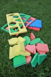 Forme geometrice în plăci din spumă