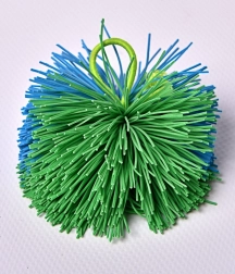 Lumânări roz pentru tort cu suporturi