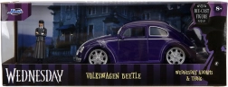 Model metalic Wednesday – Volkswagen Beetle 1:24 cu figură