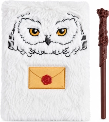 Jurnal de pluș A5 Harry Potter cu pix în formă de baghetă magică