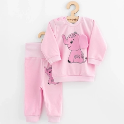 Set pentru bebeluși tricou și pantalonași New Baby Happy Elephant roz 56 (0–3 luni)