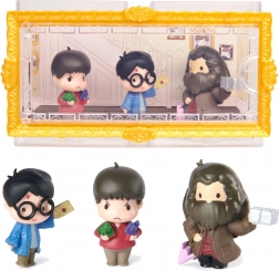 Harry Potter Micro Magical Moments – mini figurine Harry, Hagrid și Dudley cu vitrină