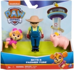 Set de figurine Paw Patrol Skye și fermiera Yumi cu purceluș
