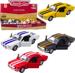 Mașinuță clasică metalică 1:32 cu mecanism pull-back și uși deschise