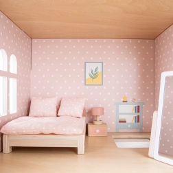 Căsuță din lemn pentru păpuși cu mobilier