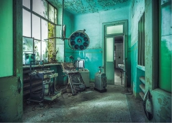 Puzzle Locuri pierdute: Azil 1000 piese