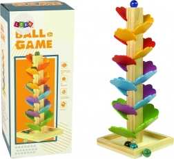 Arbore din lemn cu pistă pentru bile