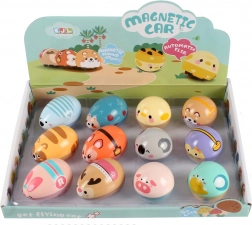 Animăluț pe roți cu mecanism cu întoarcere