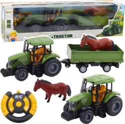 Tractor verde cu remorcă și cal cu telecomandă