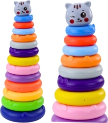 Turn cu inele colorate cu pisică
