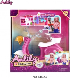 Scuter cu accesorii pentru păpuși