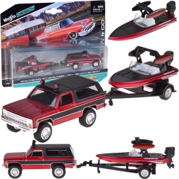 Maisto model metalic 1:64 – CHEVROLET K5 BLAZER cu remorcă și barcă cu motor