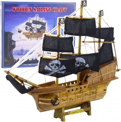 Model decorativ de colecție al unei nave pirați cu vele negre 33x29cm