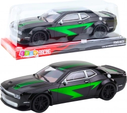 Mașină sport cu tracțiune neagră cu linii verzi