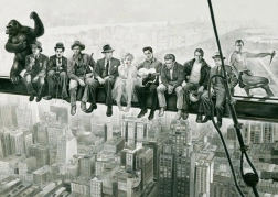 SCHMIDT Puzzle Ora prânzului, parodie a celebrei fotografii, 1000 de piese