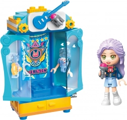 Qman UNA dulapul cântăreței