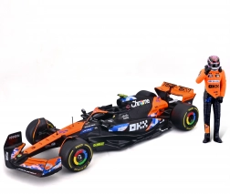 model metalic McLaren MCL38 F1 1:24 cu figurină pilot