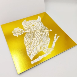 Carte de colorat cu motive metalice auriu/argintiu