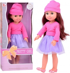 Păpușă de modă elegantă cu accesorii realiste