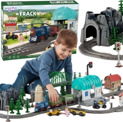 Set feroviar electric Woopie XXL cu locomotivă și oraș, 108 piese