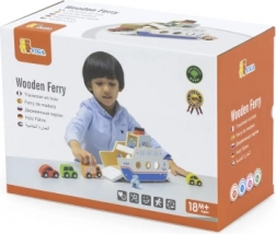 Feribot din lemn cu mașinuțe și echipaj