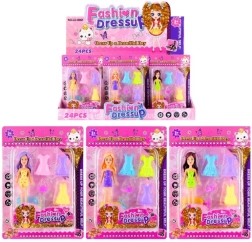 Păpușă de îmbrăcat cu accesorii