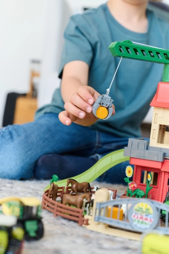 Macara funcțională cu scripeți pentru ridicarea încărcăturilor