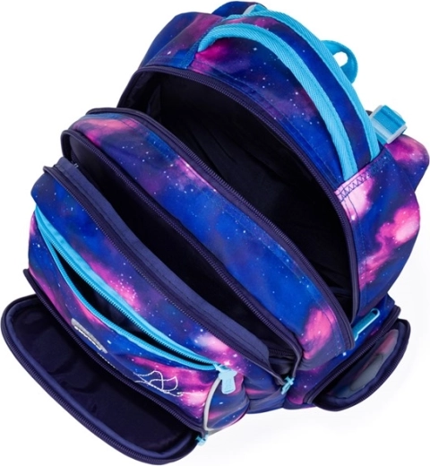 Organizare gândită și volum mare de 22 l