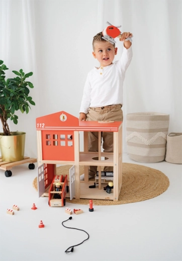 Lumină și sirenă ca în realitate