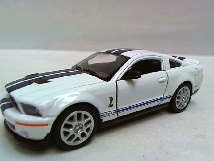 Model auto Shelby 15 cm