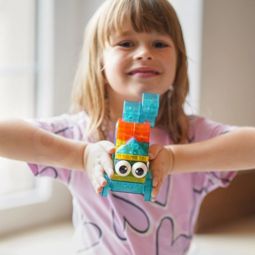 Piese transparente pline de culori