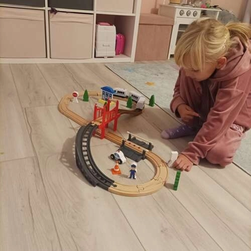 Susținerea creativității și dezvoltarea motricității fine
