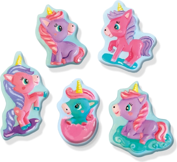 Turnați 5 unicorni diferiți