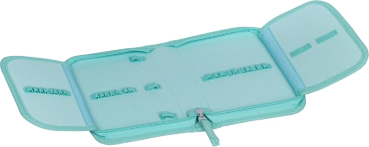 Set cu tot ce are nevoie un școlar