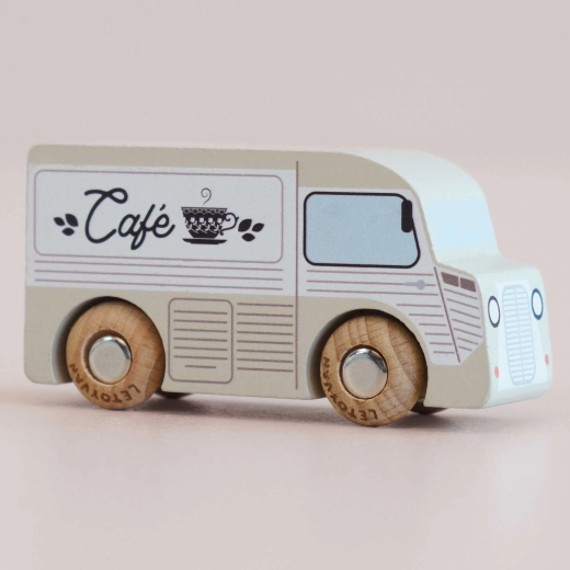Le Toy Van mașinuță din lemn GT65 Coco – van clasic de cafea
