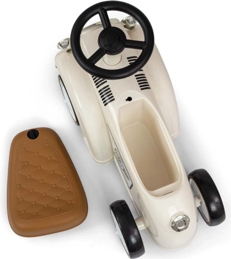 Spațiu de depozitare sub șezut