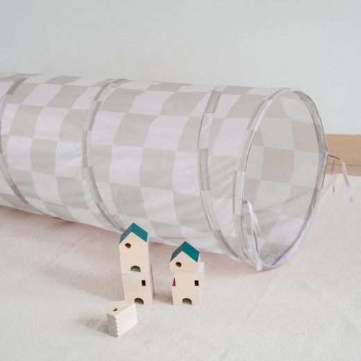 Material reciclat rezistent