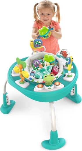 Crește odată cu copilul: se transformă în masă de joacă