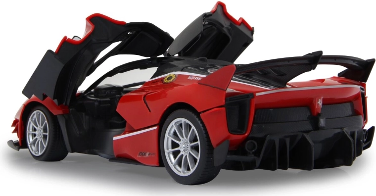 Detalii Ferrari licențiate: vopsea, interior și uși care se deschid